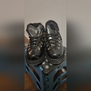 Women Italian Diemme Winter ankle boots, size 36